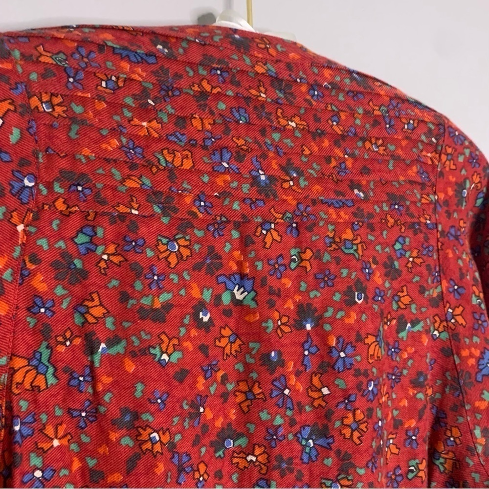 Albert Nipon Long Sleeve red floral button front … - image 13